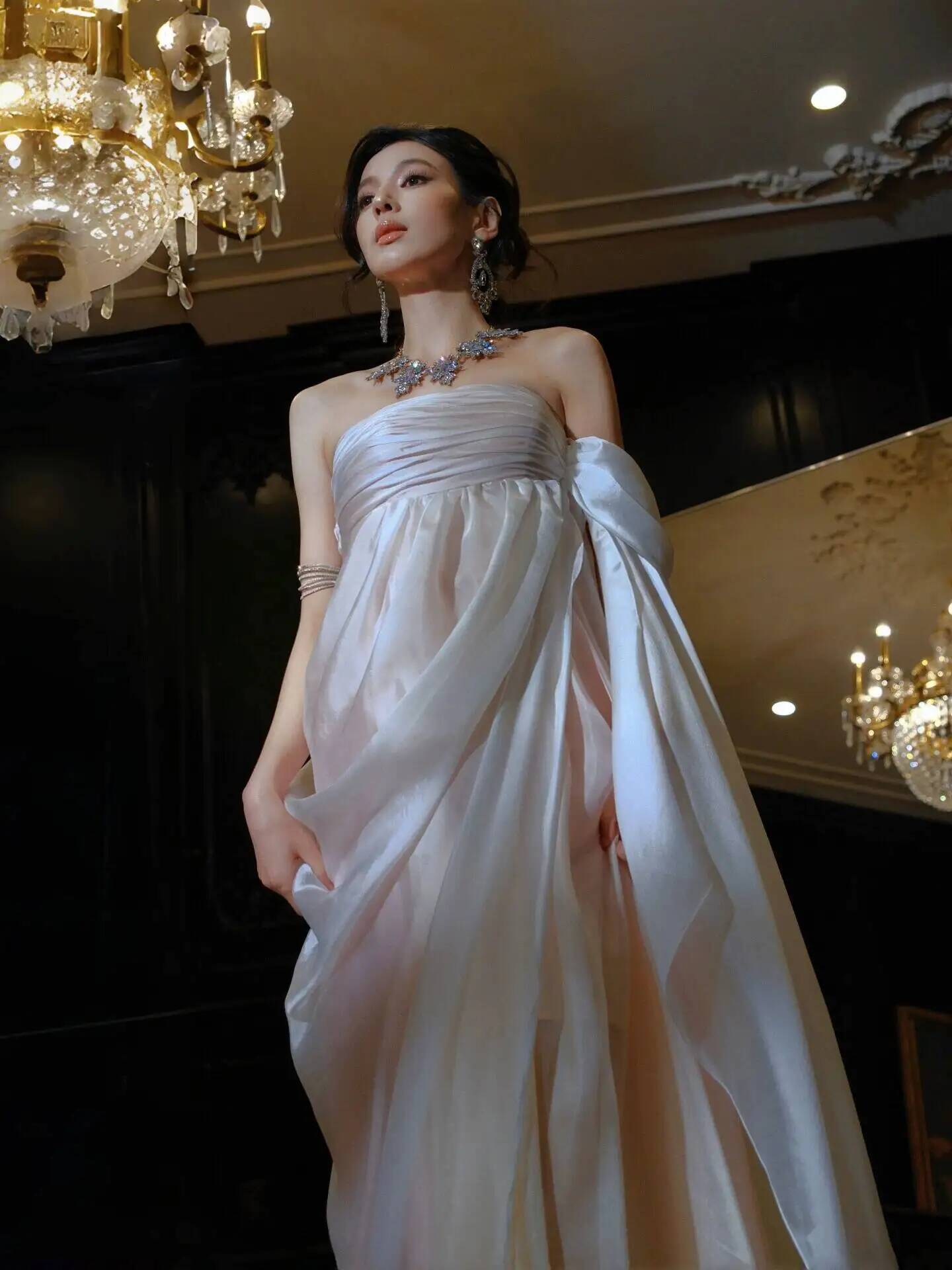 Gaun Malam Tanpa Tali Berbahan - Formal Dress ulasan dan harga