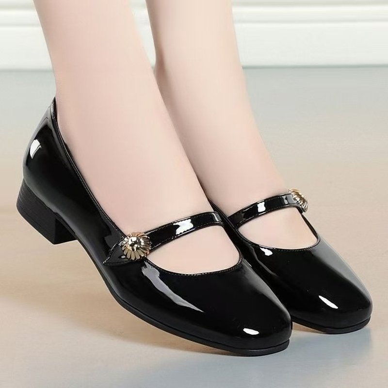 Sepatu Mary Jane Klasik untuk  - Womens Heels ulasan dan harga